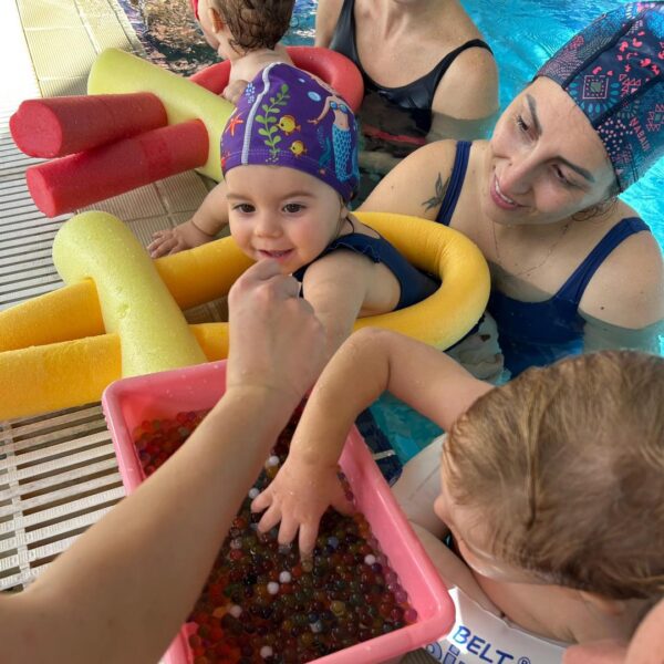 baby nuoto dai 4 ai 36 mesi (7) Baby nuoto dai 4 ai 36 mesi (7)