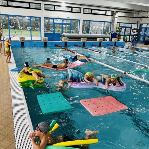 Compleanni in piscina - Abruzzo Sport (8) Compleanni in piscina Abruzzo Sport (8)